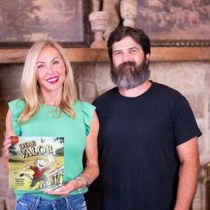 Meet your Posher, Derrick